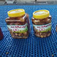 سیر ترشی ، سیر درجه یک همدان ، با کیفیت عالی ، فاقد هر گونه مواد افزودنی ،کاملا ارگانیک 