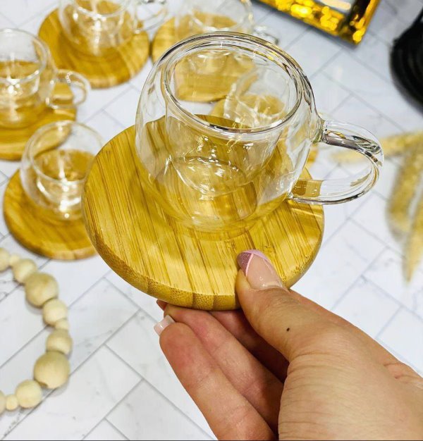 شات قهوه خوری دوجداره پیرکس دسته دار 6 عددی با زیره چوبی و پک کادویی