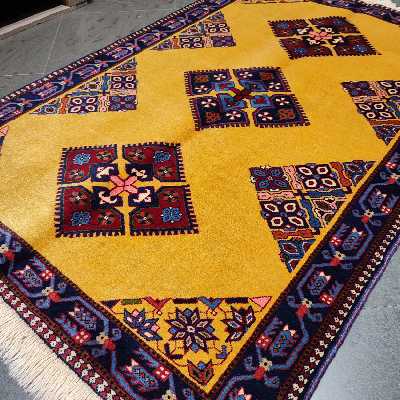 فرش دستبافت یک و نیم متری طرح لوزی کد AA459