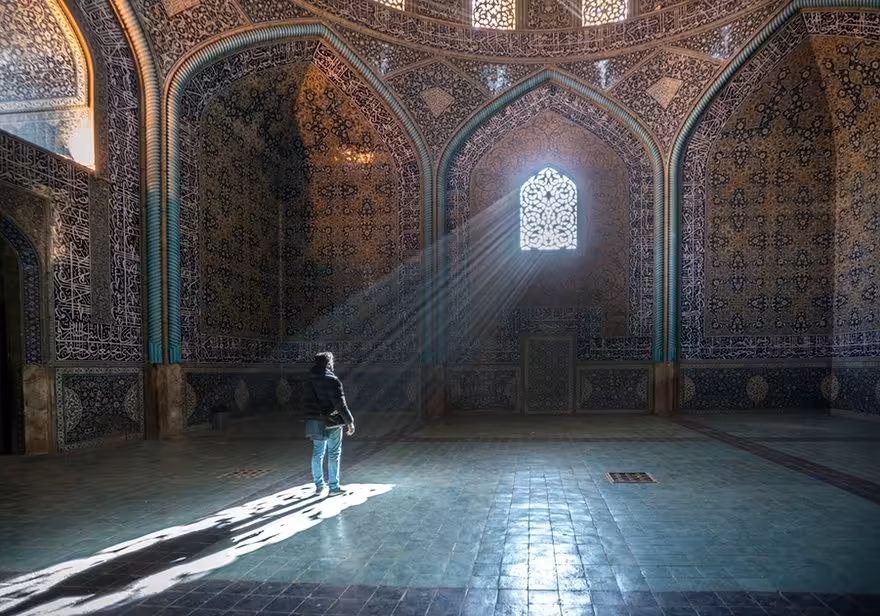 تحقیق تحلیل و بررسی معماری ایرانی