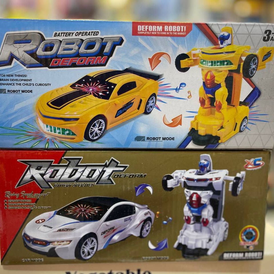 ماشین تبدیل شونده  به ربات جنس بسیار خوب خارجی موزیکال و چراغدار