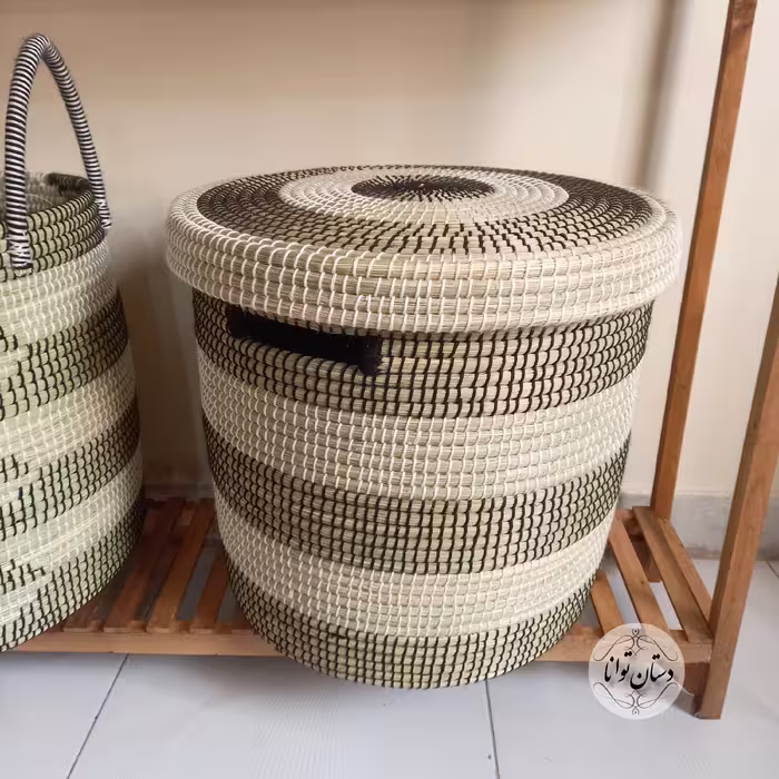 سبد لباس حصیری نخدوزی 40 سانتی