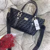 کیف فندی هک دار