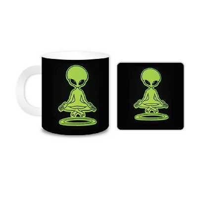 ماگ مدل آدم فضایی کد 346 به همراه زیر لیوانی