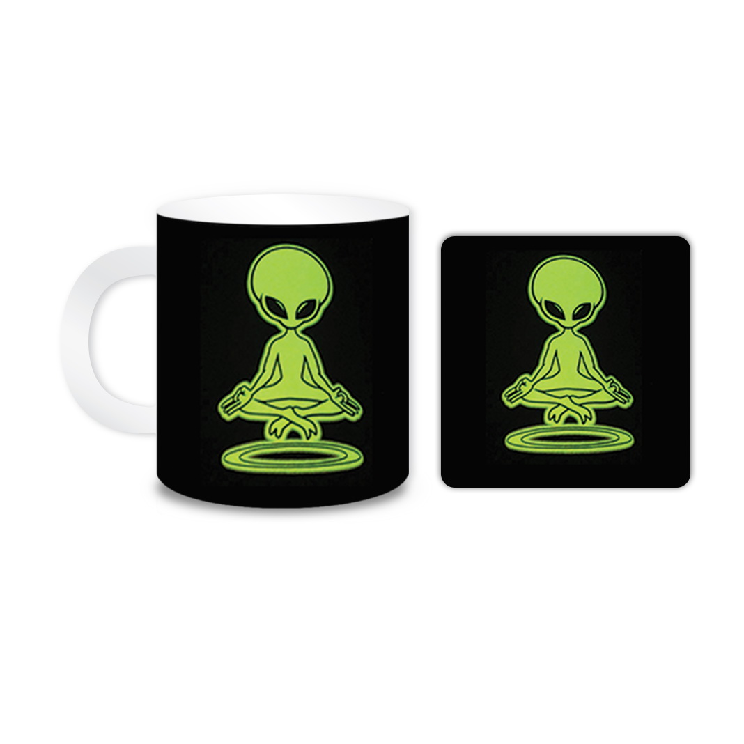 ماگ مدل آدم فضایی کد 346 به همراه زیر لیوانی