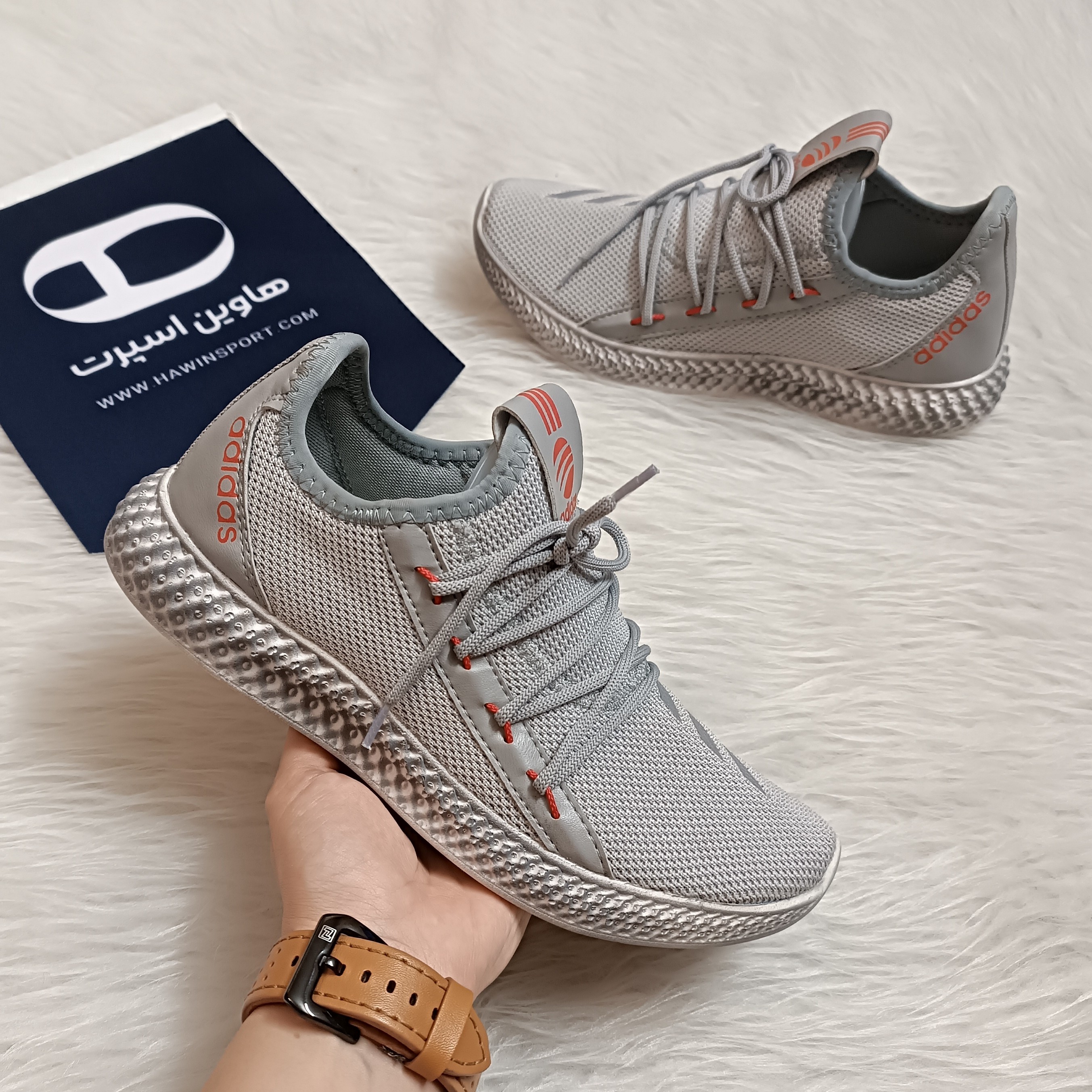 کفش پیاده روی زنانه و پسرانه بافت آدیداس طوسی با کیفیت عالی (به قیمت تولید) ارسال رایگان