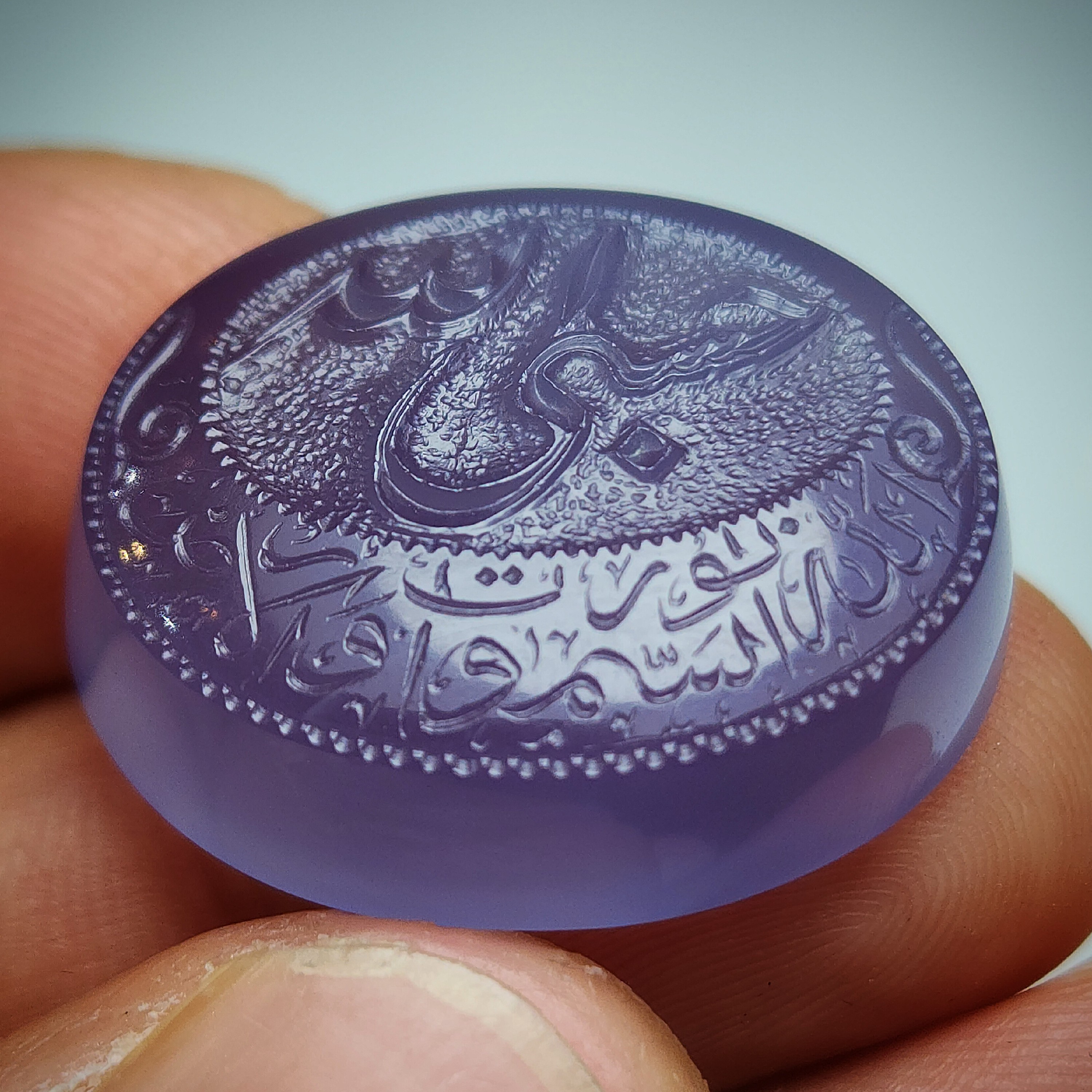 نگین عقیق سوسنی یمنی خطی ، ارزشمند و کلکسیونی 