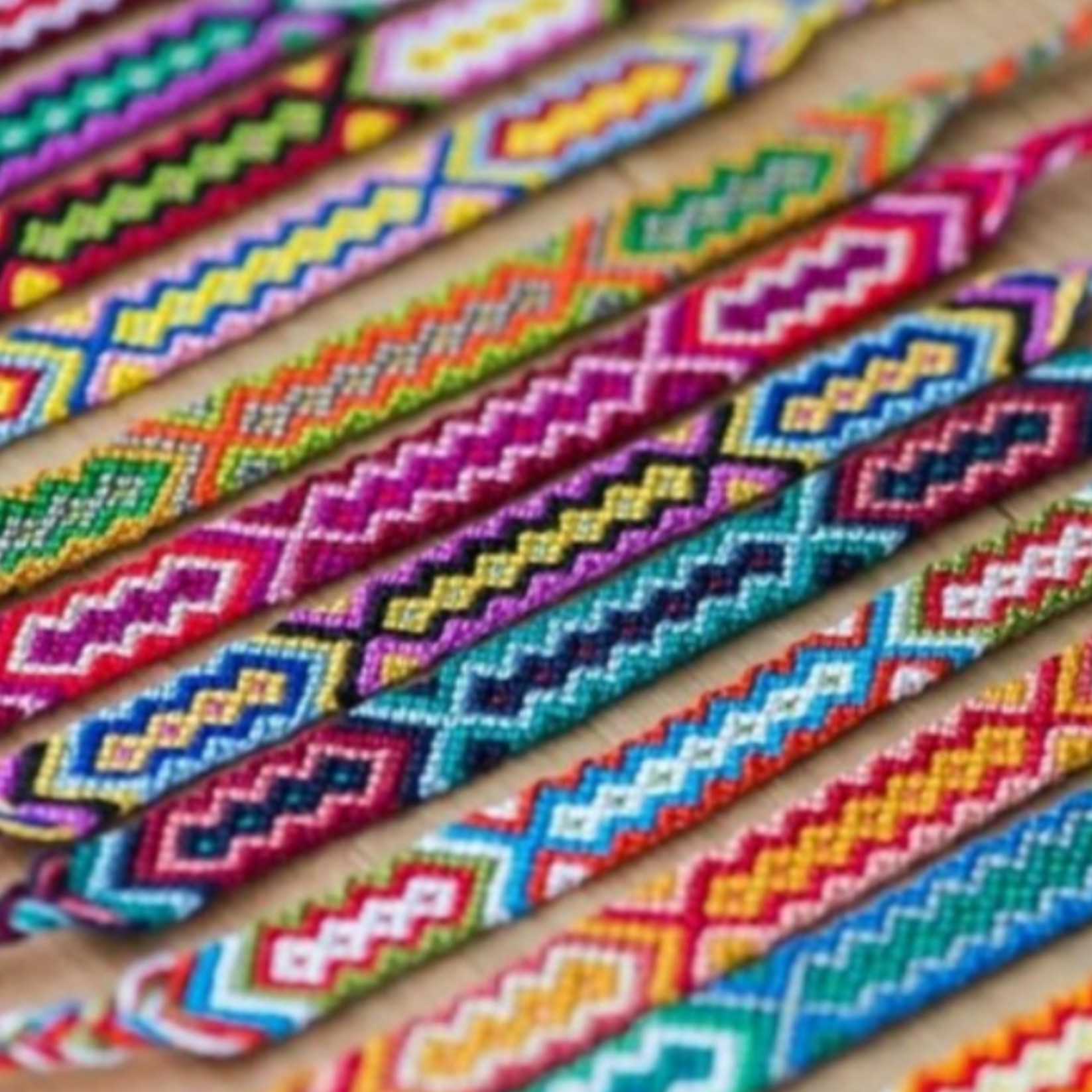 دستبند دوستی طرح سنتی کد 19 