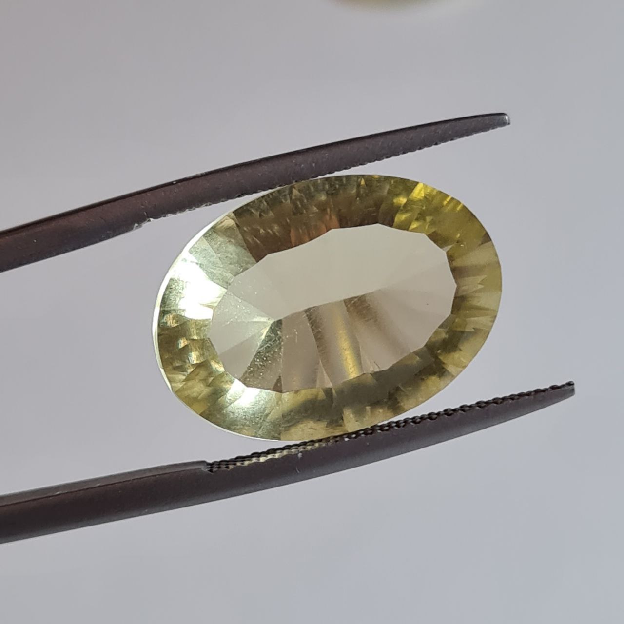 کوارتز لیمویی طبیعی تراش بیضی 2158