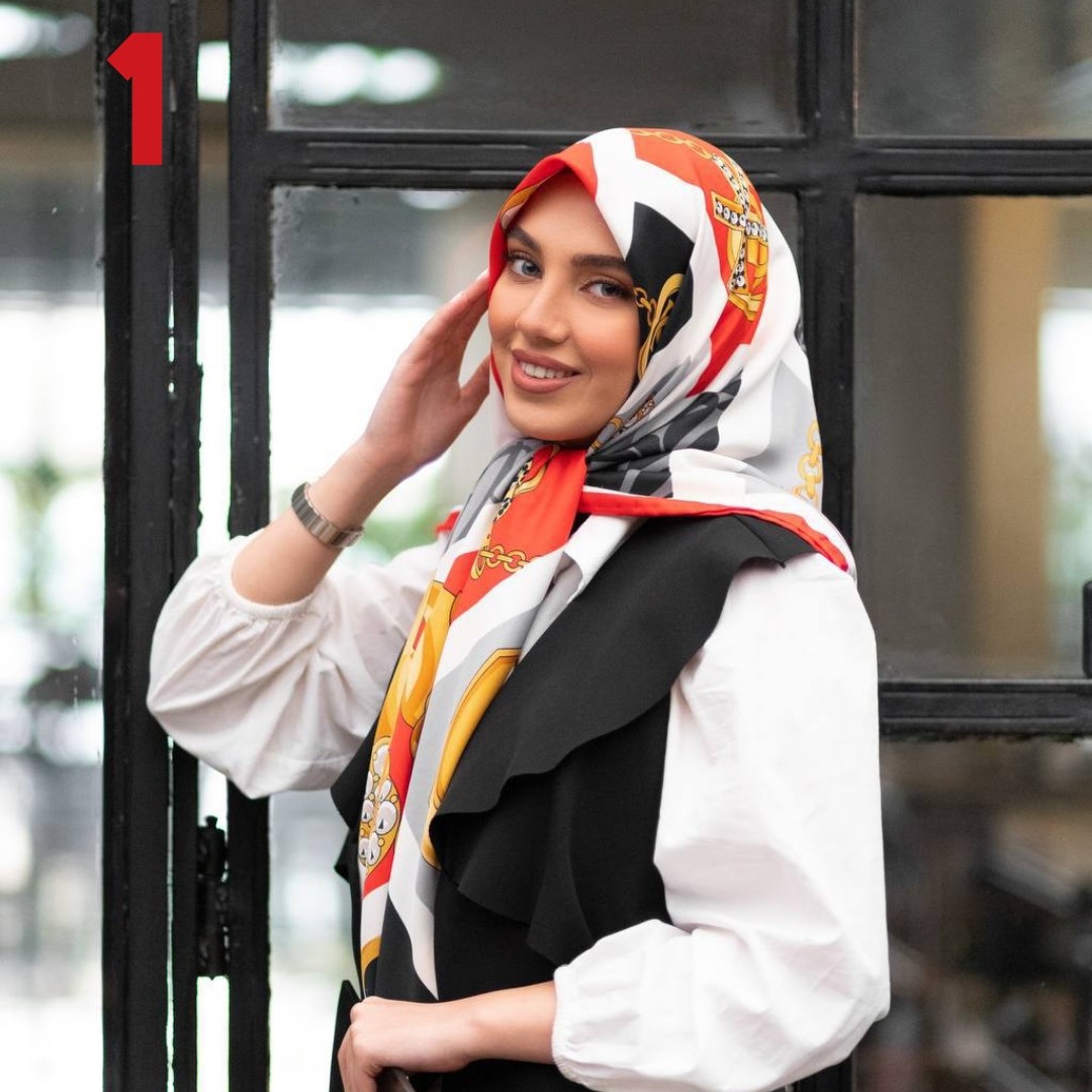 روسری ابریشم توییل قواره 140 دور دست دوز کیفیت طرح و رنگ عالی پشت کار سفیدنیست خشک یا پف نمی ایسته طرح و رساج 1 