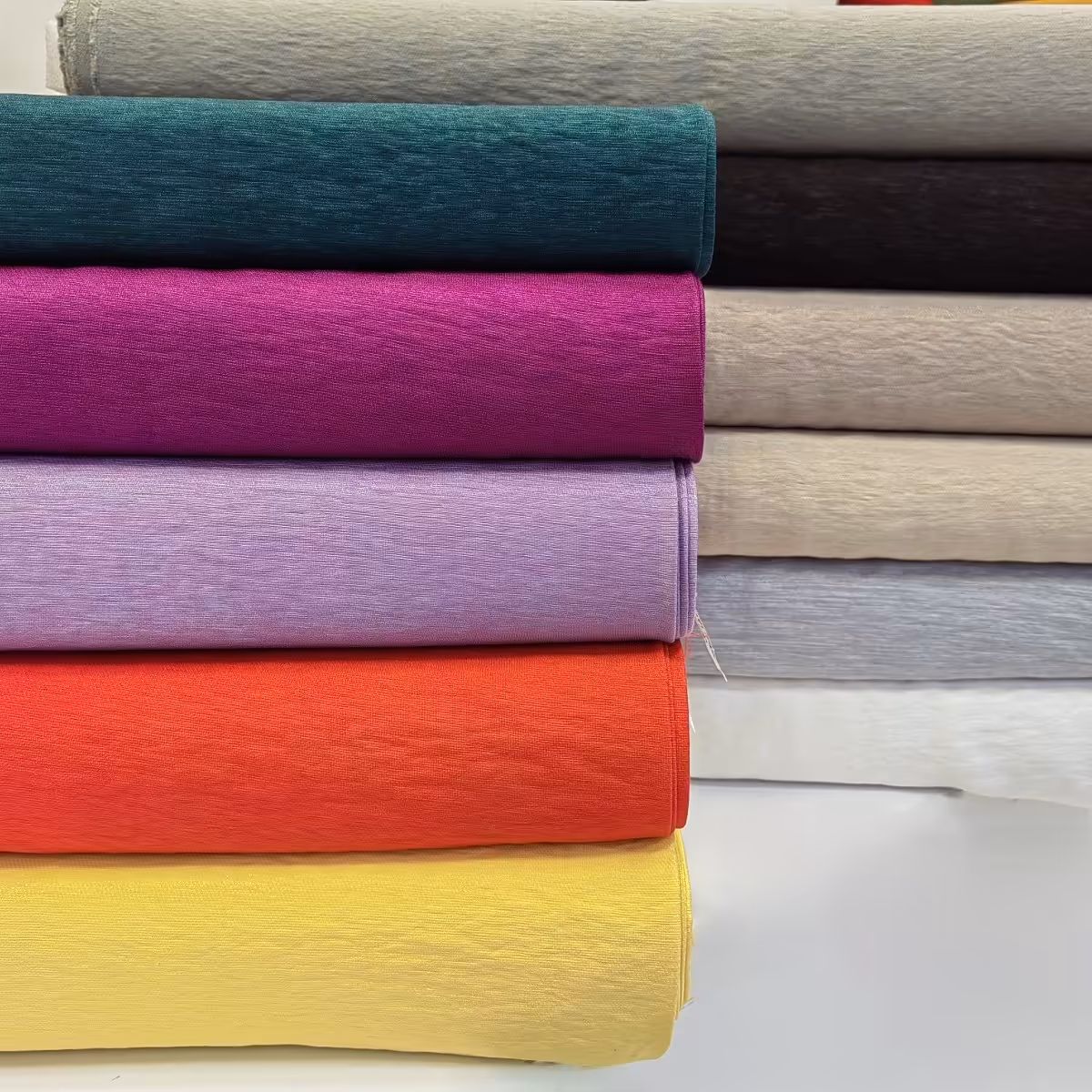 پارچه کتان کریستال  جنس اصلی (گرم بالا و تراکم کریستال زیاد ) 