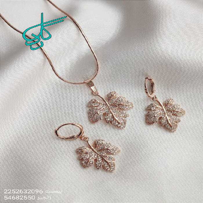 خرید نیم ست زنانه طرح برگ مارک دریم نگین دار رنگ ثابت ضد حساسیت کیفیت عالی کد 1715210 - ردگل