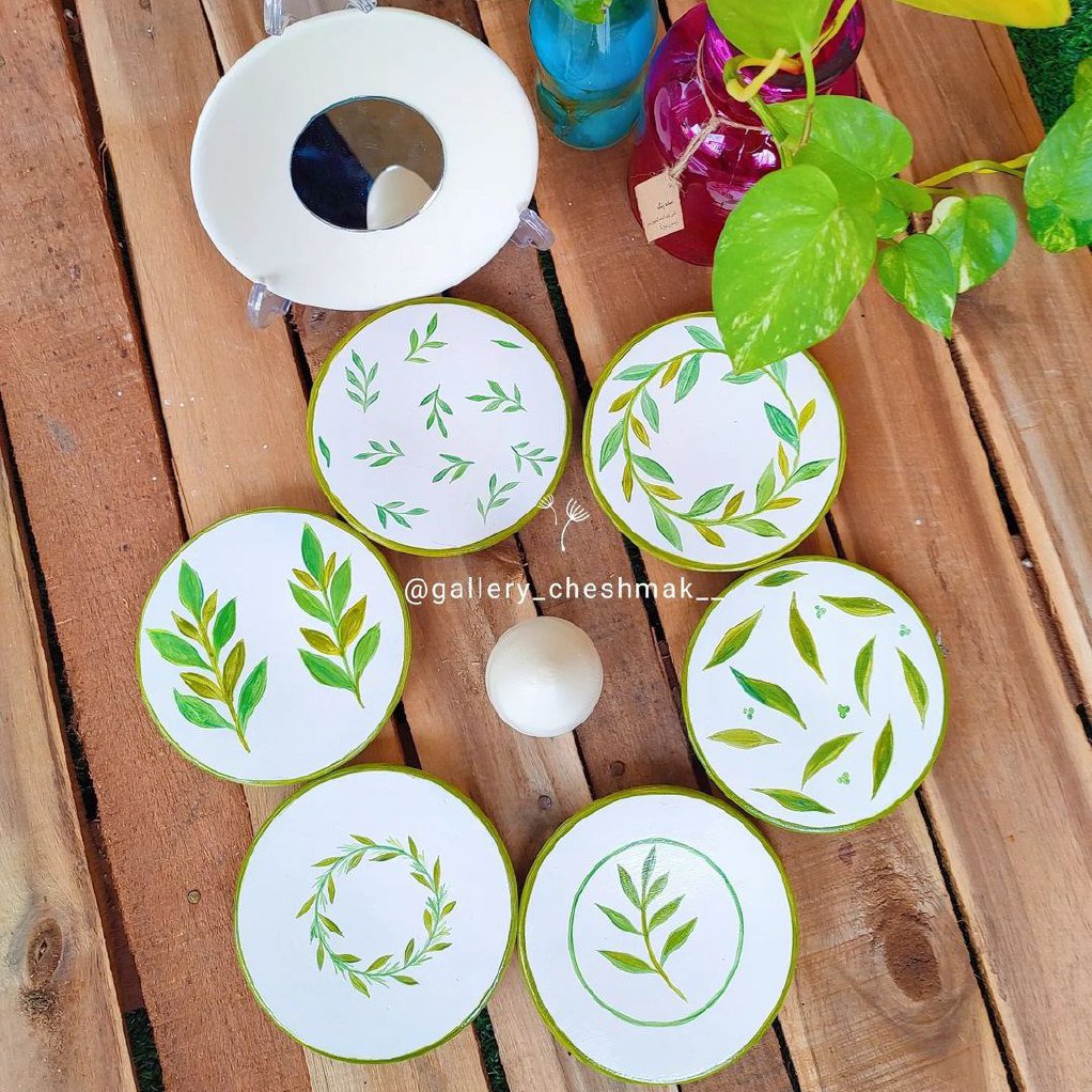 ست هفت سین برگ و تخم مرغ رنگی