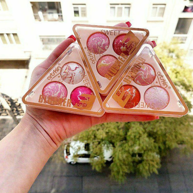 رژگونه 3 رنگه