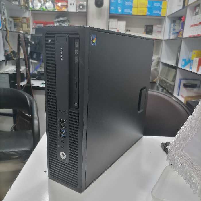 کامپیوتر  دانش اموزی مدارس