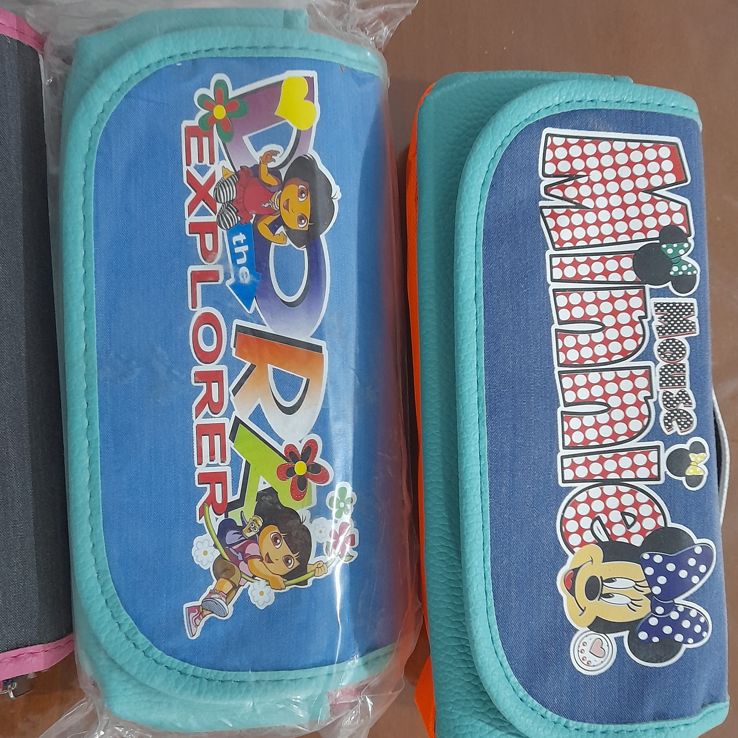 جامدادی دسته دار بغل باز شو 