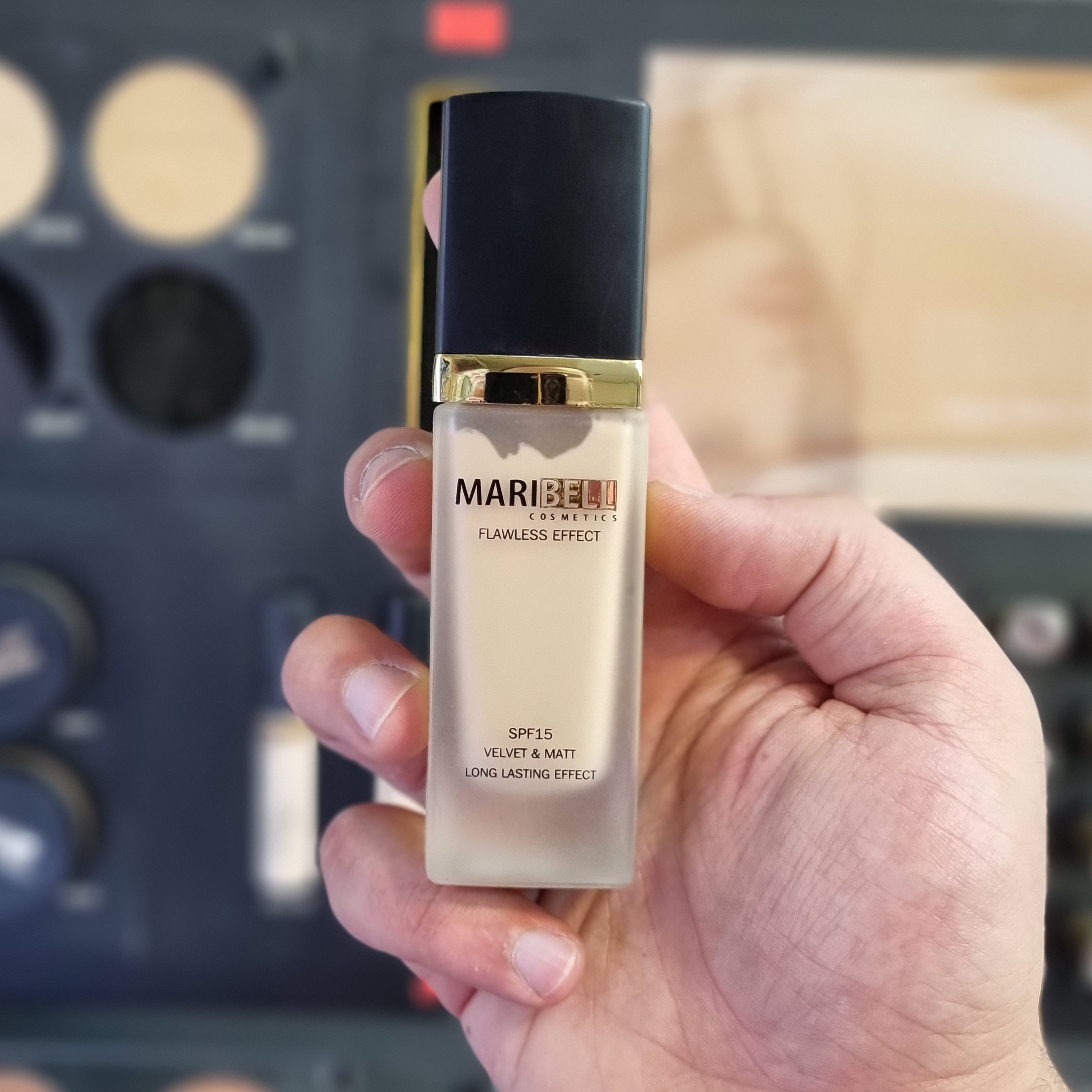 کرم پودر مری بل شیشه ای شماره MF08