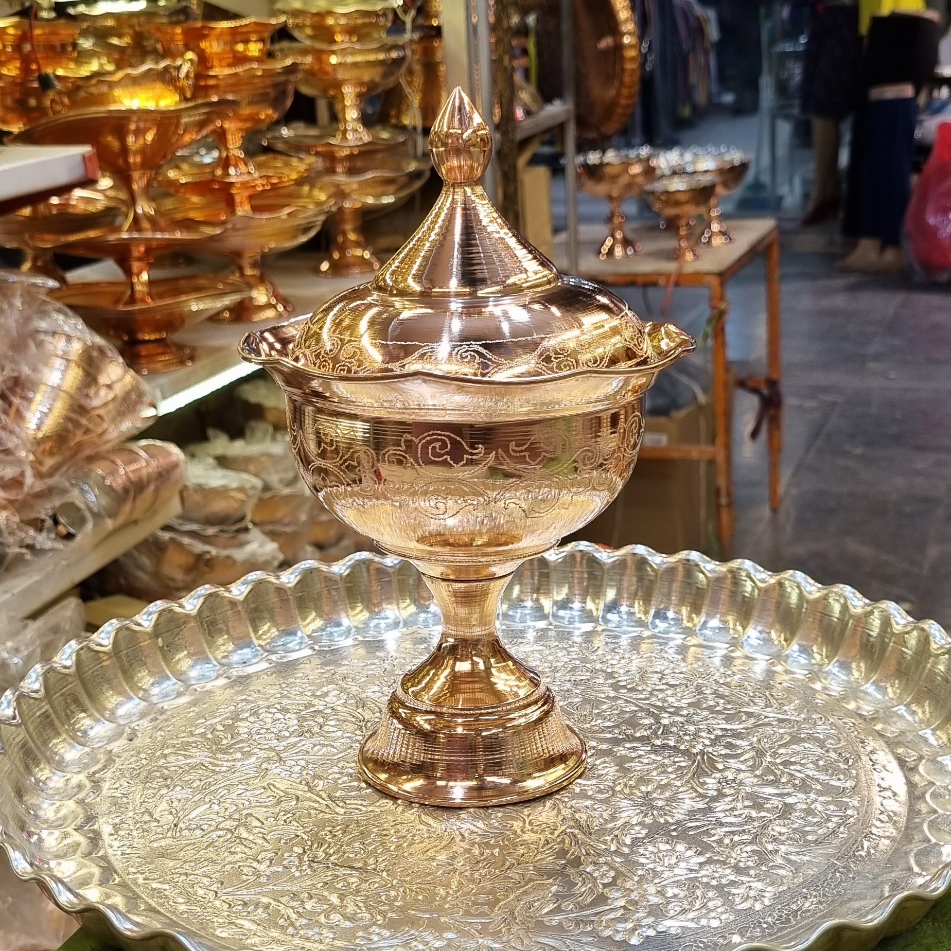 شکلات خوری طرح دار مسی