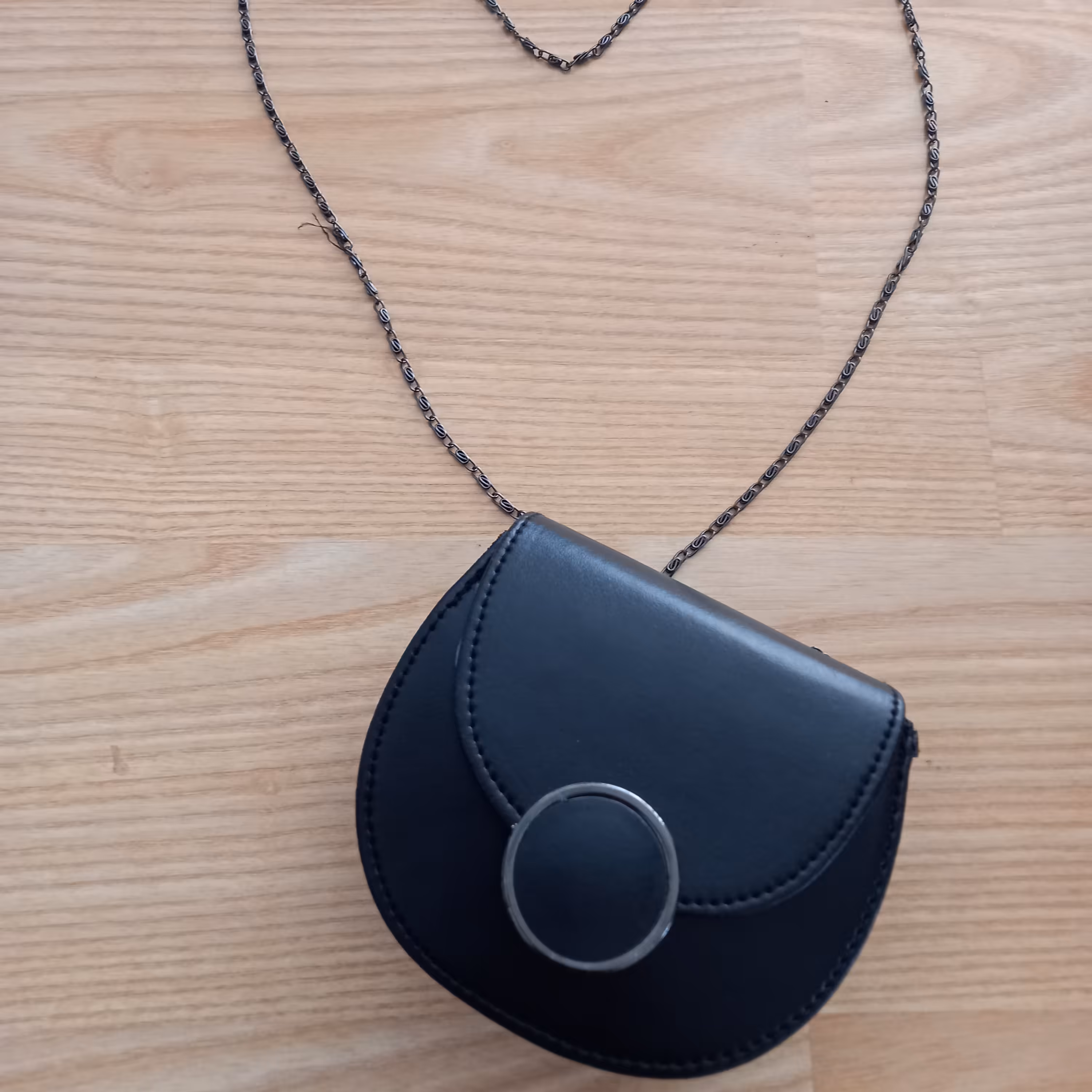 کیف مشکی دخترانه شیک  با دسته زنجیری 