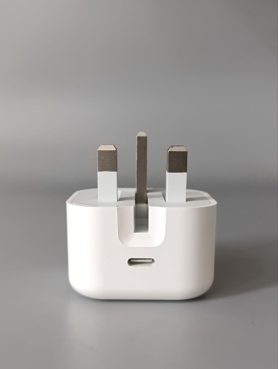 آداپتور شارژر ایفون 20 وات اپل استوری Apple iPhone 20 W Service Pack