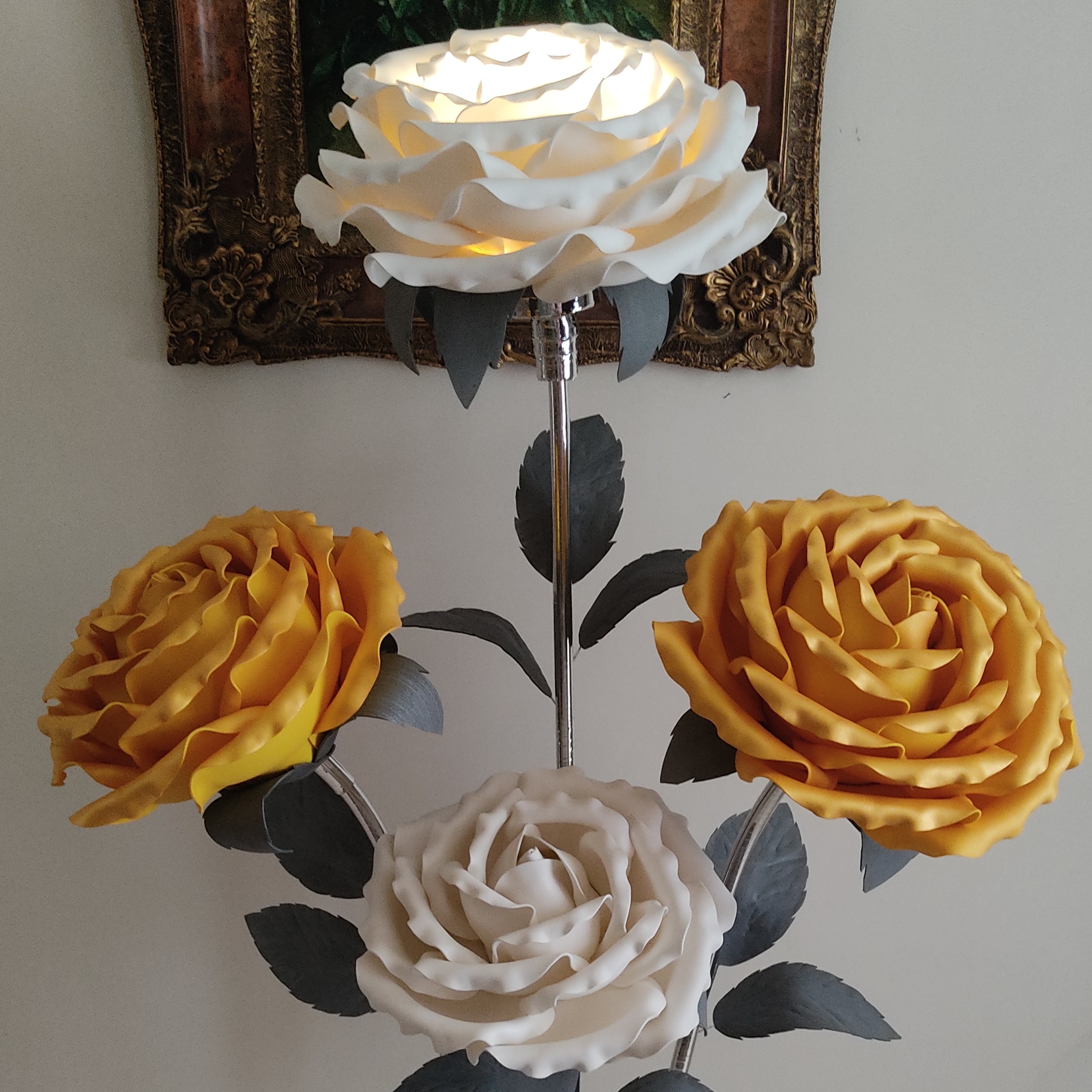 گل کنار سالنی و زیبا