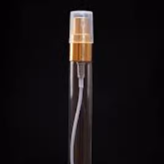 عطر میوه ای ملایم  10میل