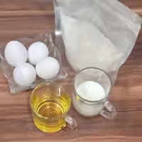 پودر کیک وانیلی خانگی سادات بدون مواد نگهدارنده 380 گرمی بعد از ثبت سفارش شما تهیه و بسته بندی میشود