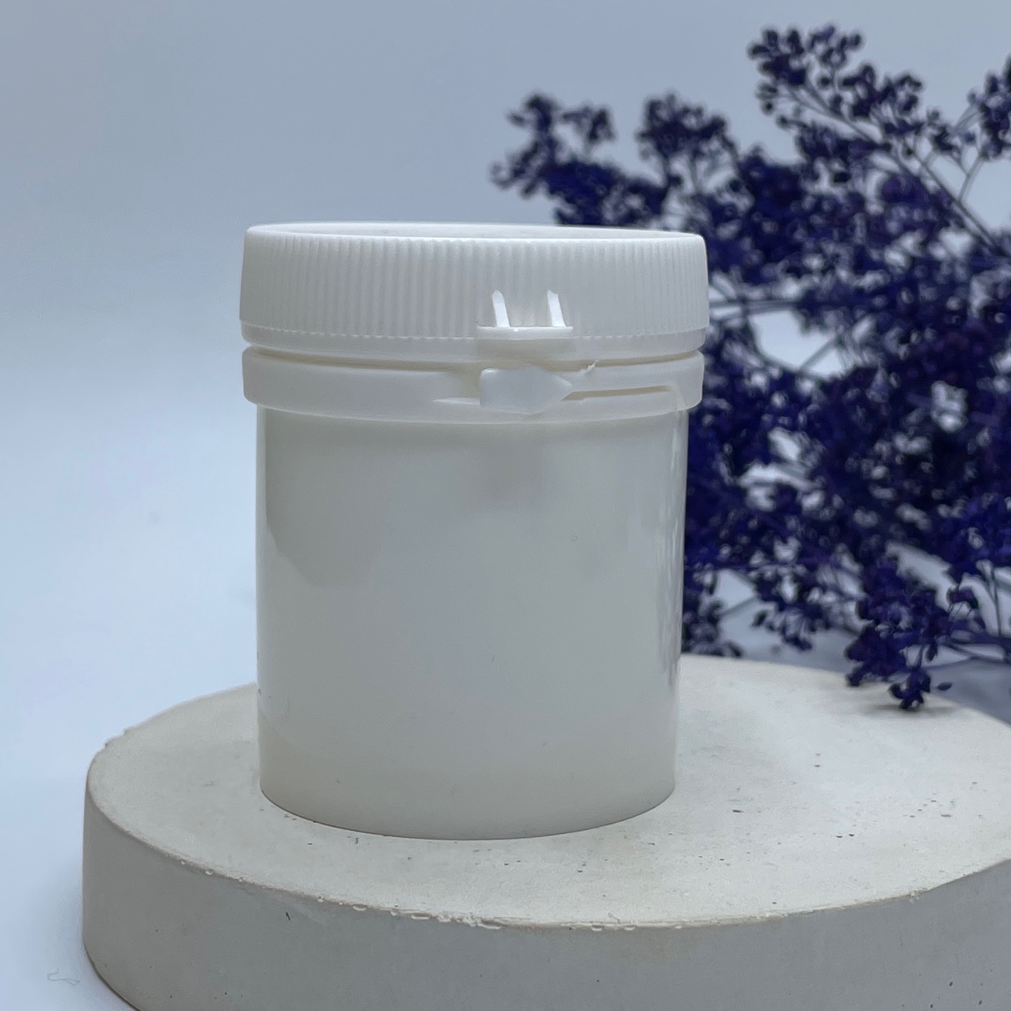 قوطی پودر  50 گرمی  49 در 58 با درب سفید پک 20  عددی