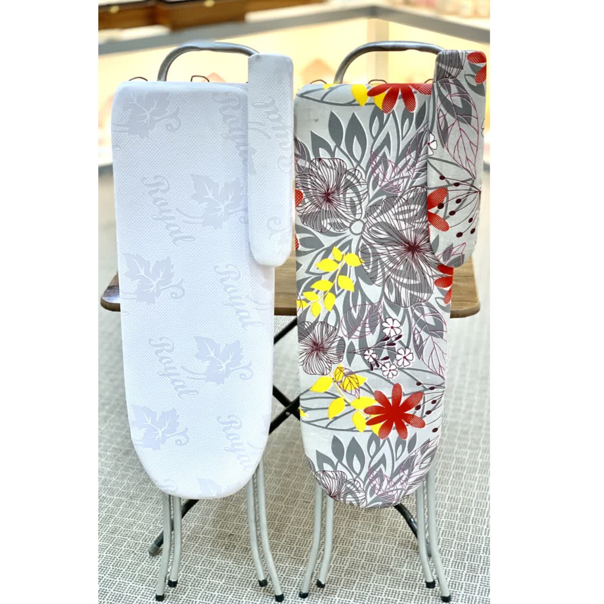 میز اتو پایه دار با پارچه عالی و جنس خوب ومحکم