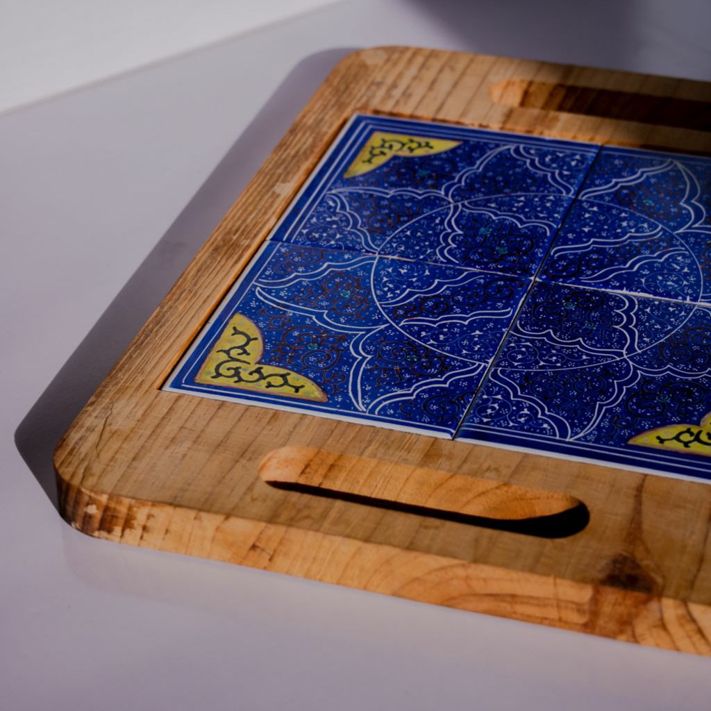 سینی سرو چوبی با کاشی 