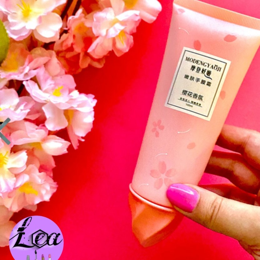 کرم دست آبرسان شکوفه گل  ،خامه ای ، هلو 100 میل