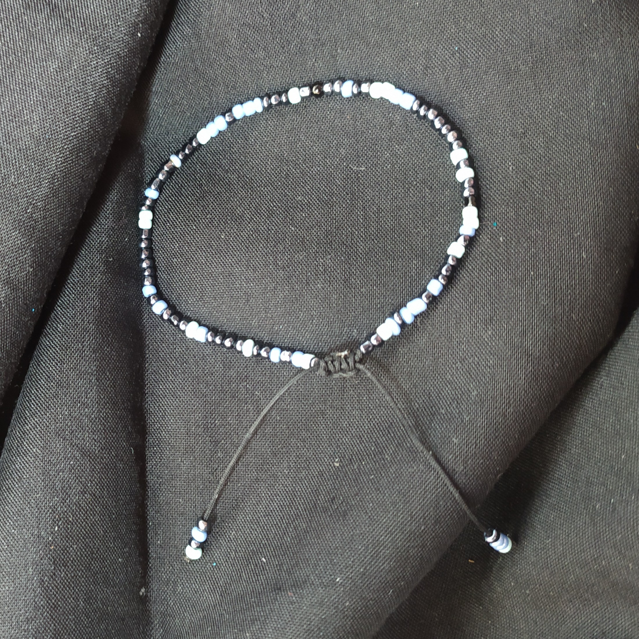 دست بند آبی چند رنگ 