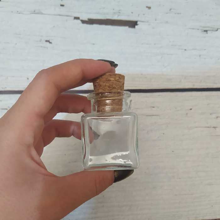 جار گیفت چهارگوش ساده شیشه ای