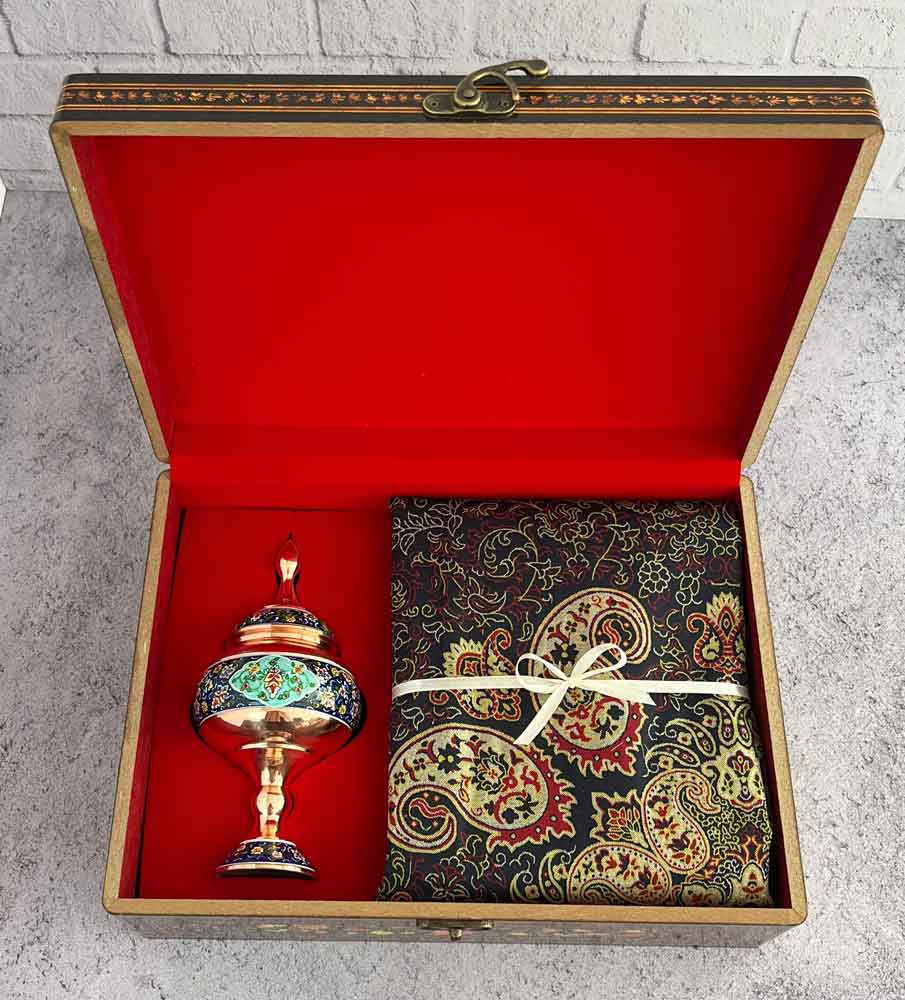 پک هدیه صنایع دستی شکلات خوری مس و پرداز و ترمه شب یلدا