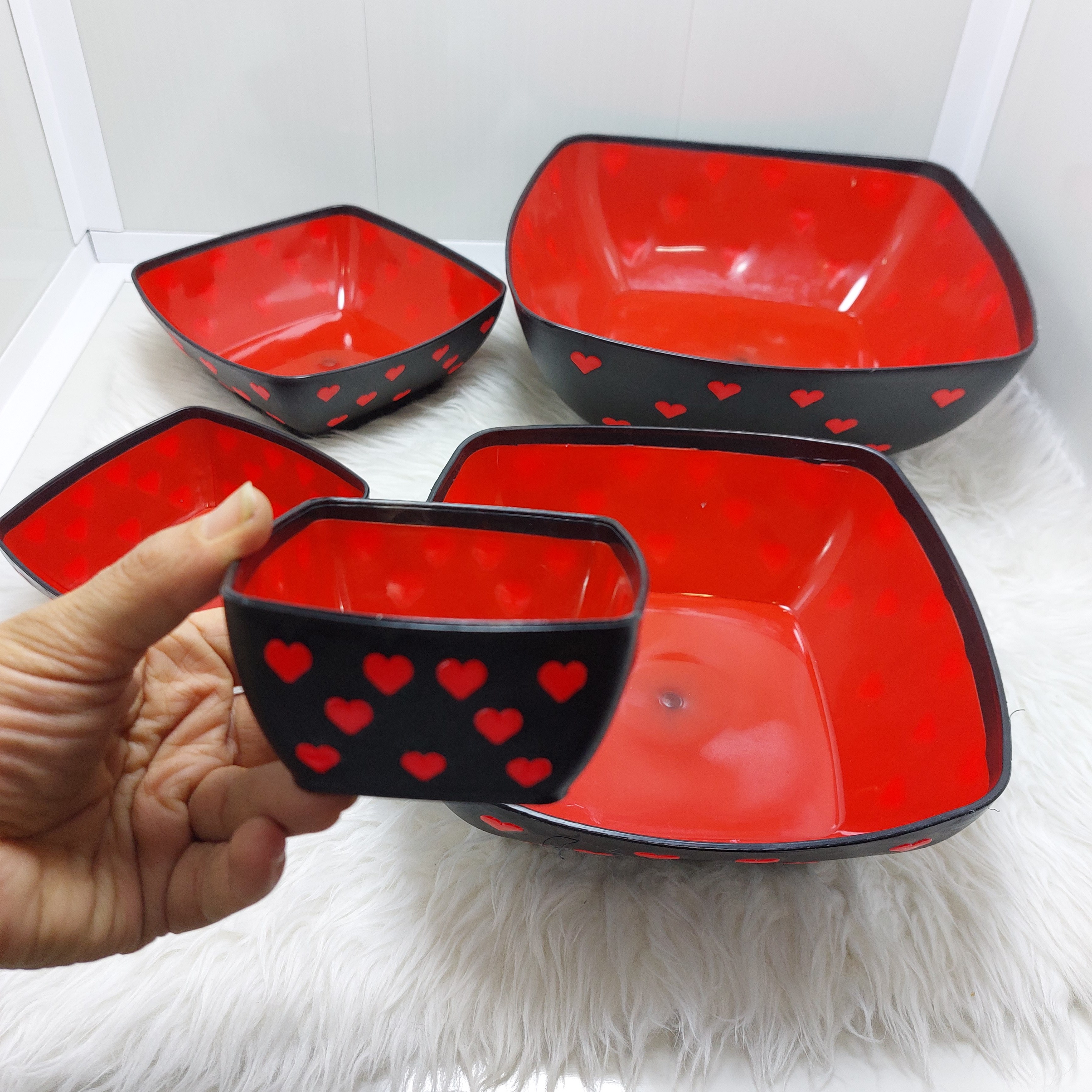 سرویس کاسه خالدار 5تایی مدل قلبی مارک تیناز در پلاسکو حاجی ارزونی 