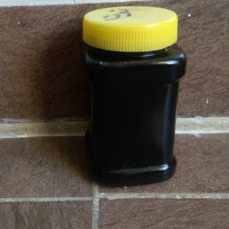 شیره توت درجه یک خالص ظرف نیم کیلویی