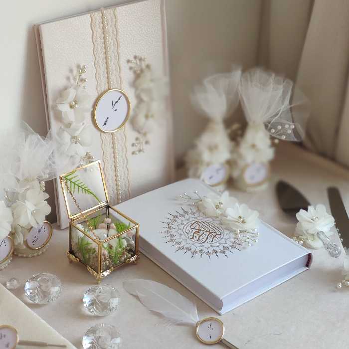 ست بله برون سفارشی 4 تکه شامل دفتر بله برون،قندساب،پارچه قندساب،خودکار پر 