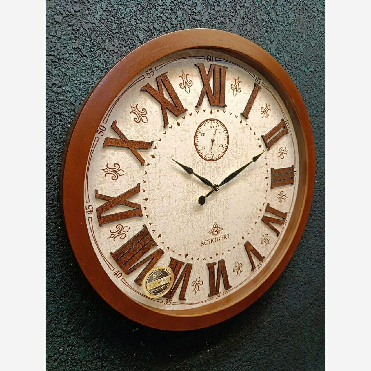 ساعت دیواری چوبی شوبرت 6150