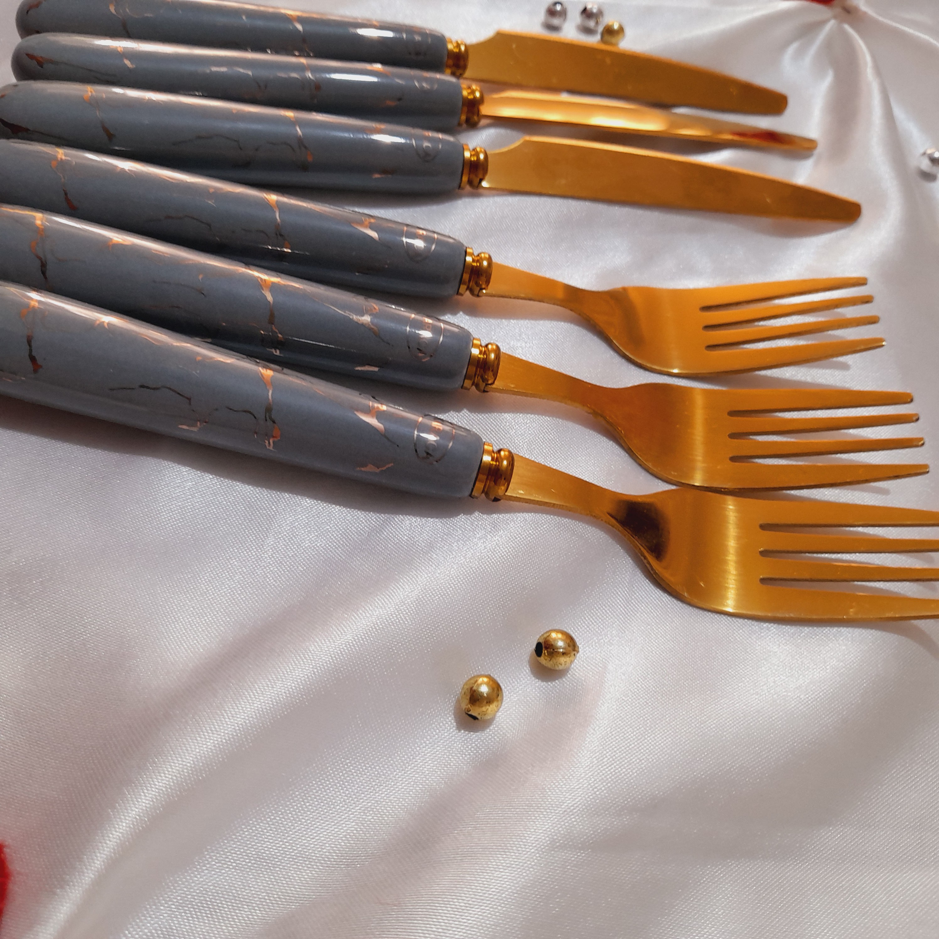 کارد و چنگال سرامیکی 