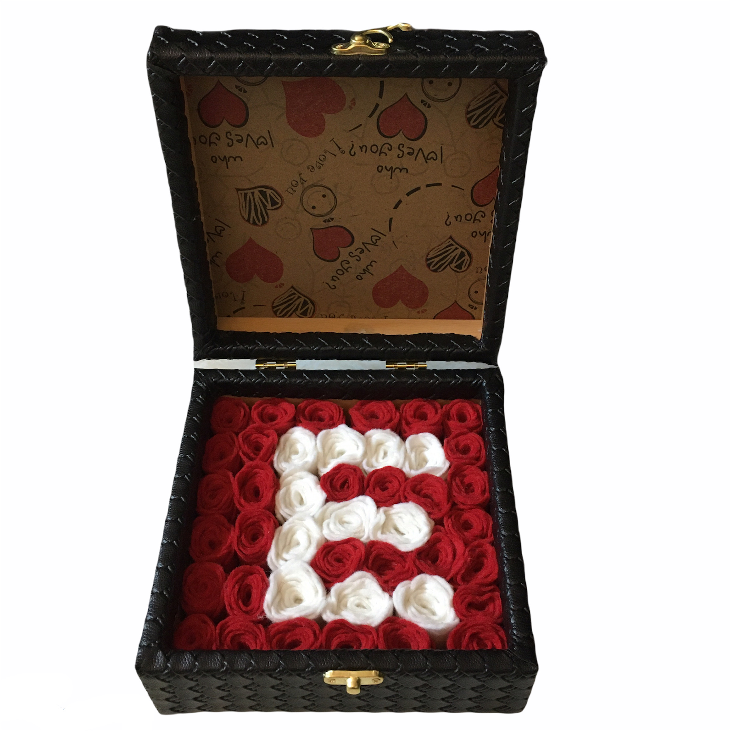 باکس گل مصنوعی مدل حرف E