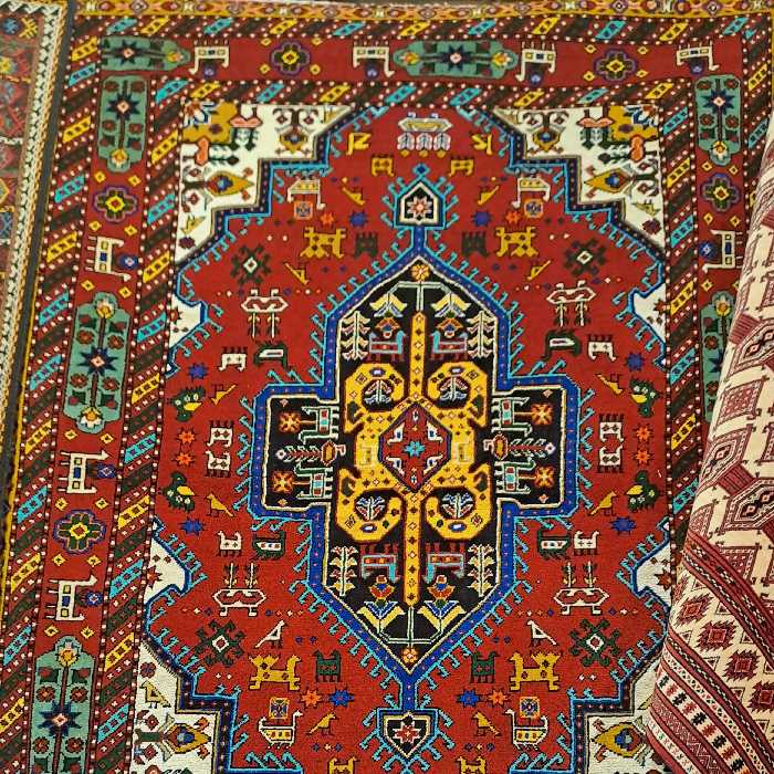 فرش دستباف 3 متری گل ابریشم ریزبافت بسیار زیبا و با کیفیت برند آی سن با ارسال رایگان