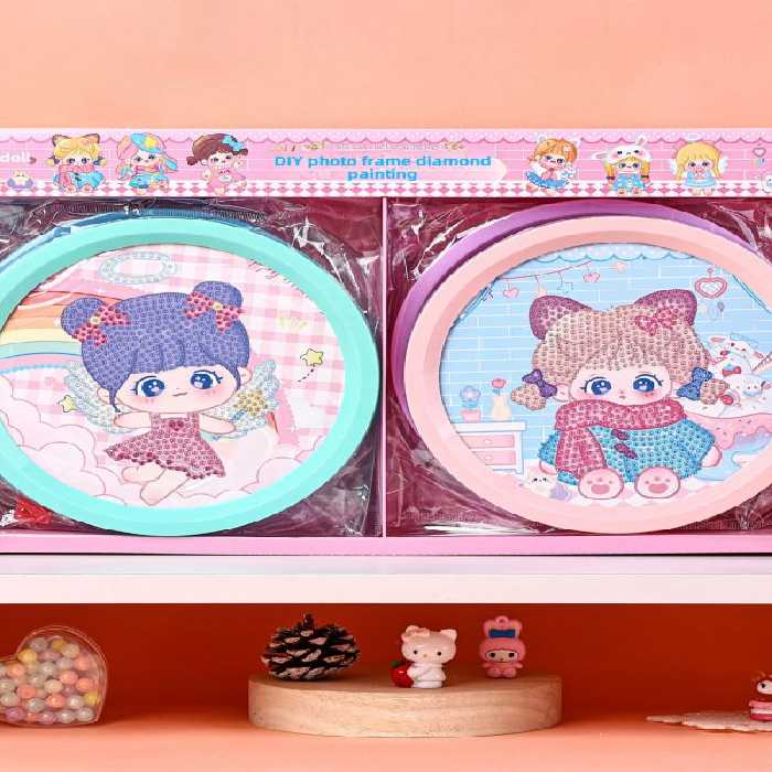 نقاشی باالماس گرد قابدار طرح دختر