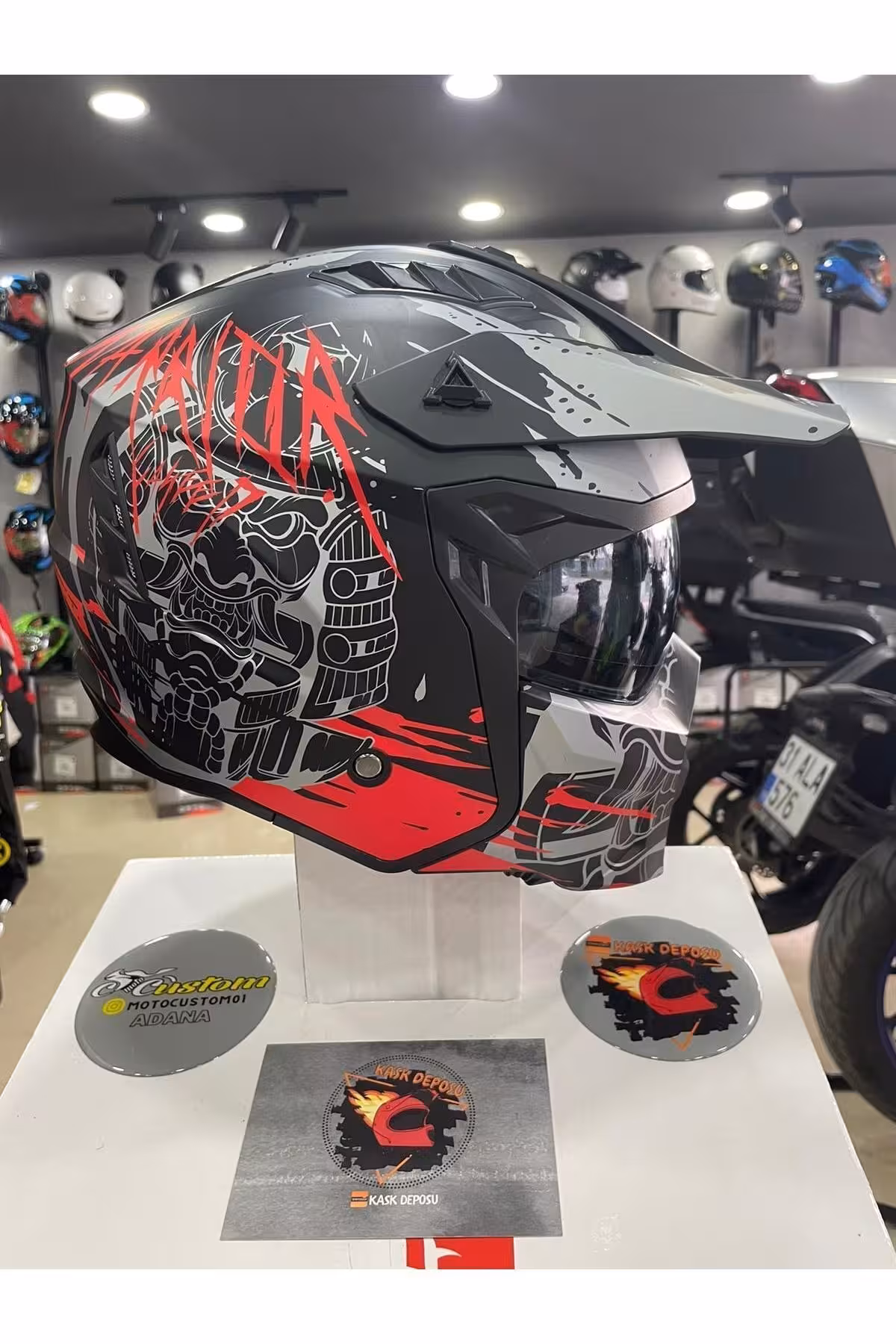 کلاه کاسکت موتورسیکلت سبز X1X Seoul Matt Warrior Army مشکی ایمنی مدولار قرمز اس وی Sway