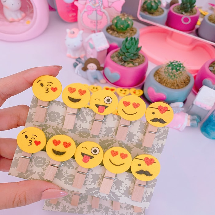 گیره چوبی طرح ایموجی فانتزی بسته 10 عددی