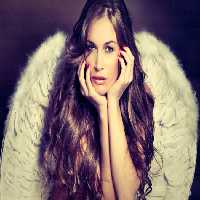 خرید و دانلود عکس فرشته‌ای با نگاه نافذ، زیبایی و فریبندگی | پیک فاکس | Pic Fox