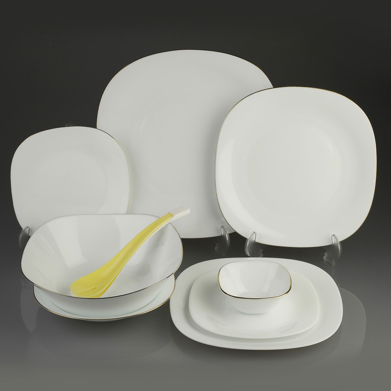 سرویس ارکوپال 26 پارچه مدل مربع لب طلا