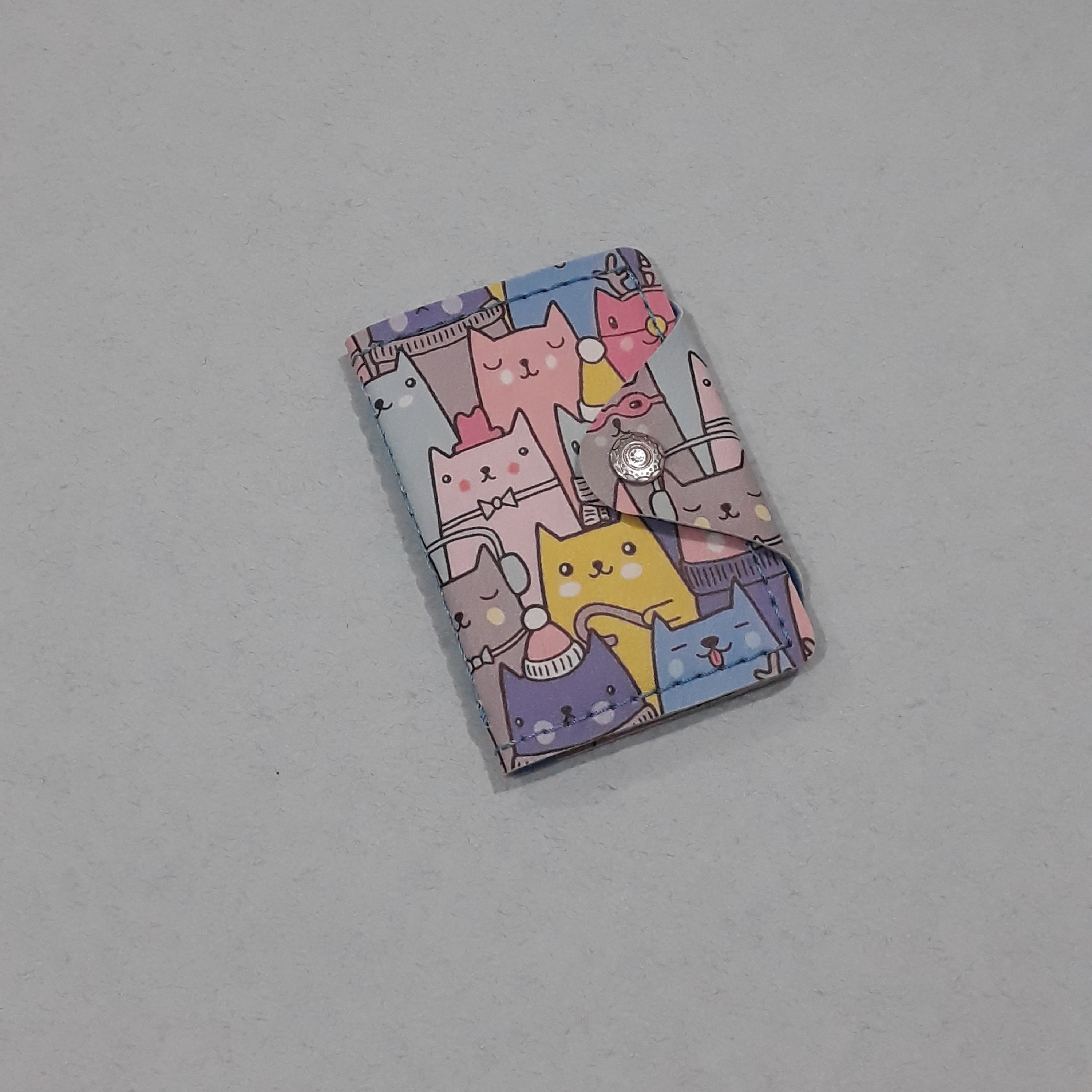 جاکارتی چرم دست دوز فانتزی طرح سر گربه رنگا رنگ 