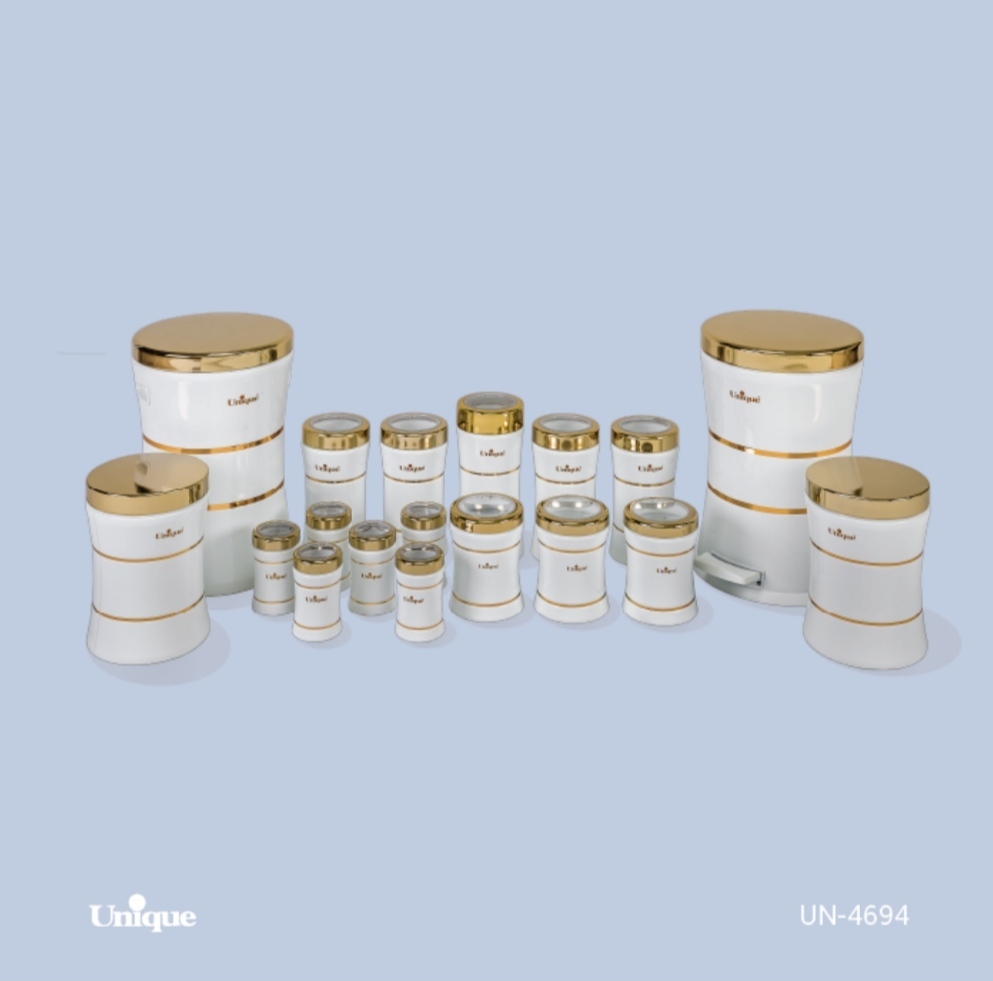 سرویس آشپزخانه یونیک UN  کد: 4694  18 پارچه  کمرباریک خطی  سفید درب طلا  جنس بدنه :فلز | الین دکور