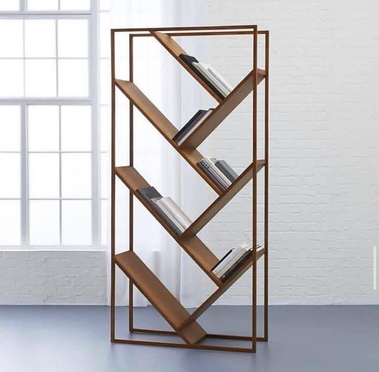 کتابخانه آبشار Bookshelf