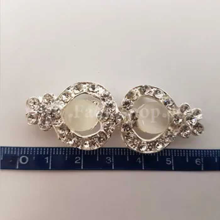 گل سینه جفتی نقره ای